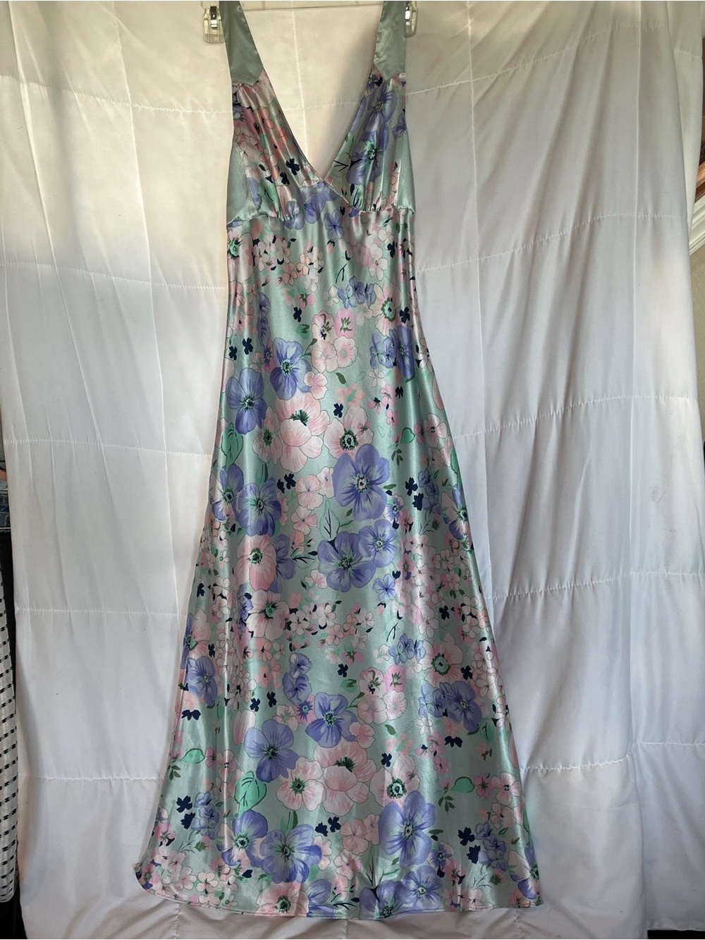 Vintage Jones. New York Slip Dress Nightwear Pastel Florals Medium - Picture 3 of 12
